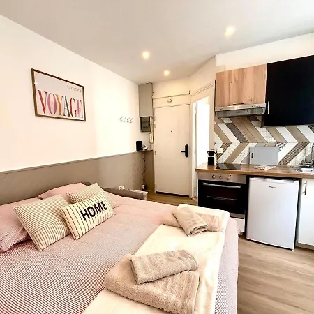 La Parenthese Champenoise - Cozy, Netflix & Desk * Reims
